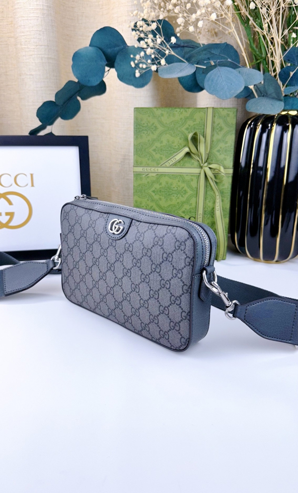 激安グッチバッグコピー側面デザイン